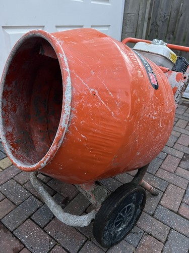 Cement concrete mixer - concrete, for